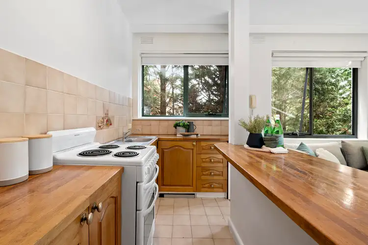 Third view of Homely apartment listing, 6/56 Byron Street, Elwood VIC 3184