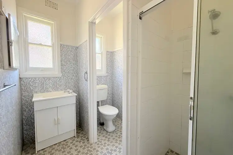 Fifth view of Homely unit listing, 4/37 Carroll Road, East Corrimal NSW 2518