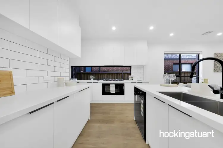 Fifth view of Homely house listing, 4 Lakoya Avenue, Wollert VIC 3750