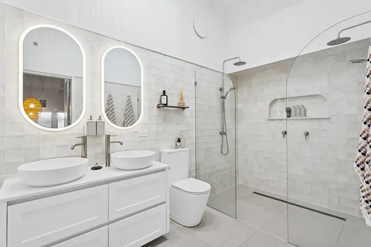 Fifth view of Homely unit listing, 2/46 Twenty Fourth Avenue, Palm Beach QLD 4221