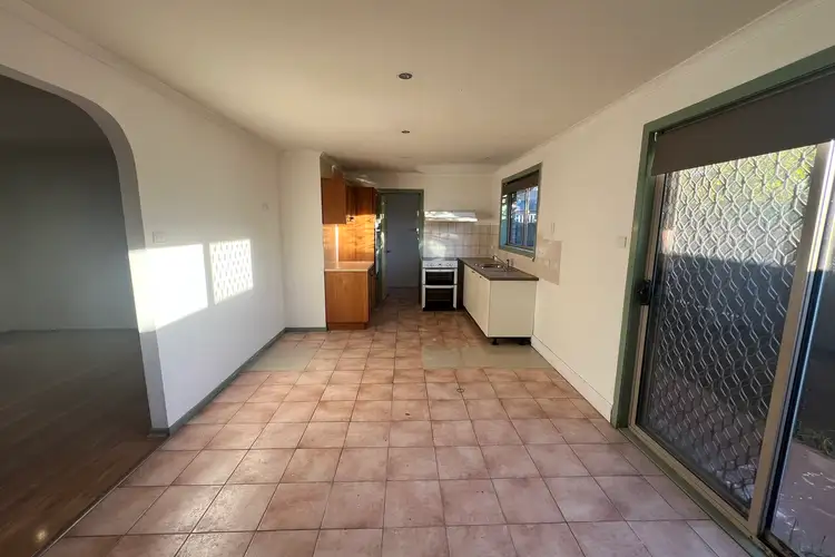 Fourth view of Homely unit listing, 2/71 Henry Street, St Albans VIC 3021