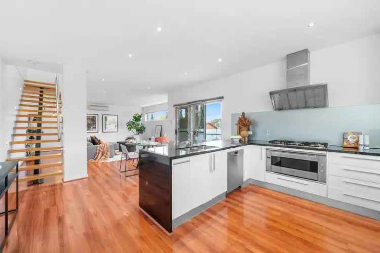 Fifth view of Homely townhouse listing, 2/224 Pascoe Vale Road, Essendon VIC 3040