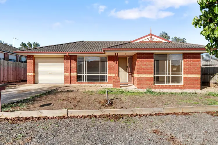 20 Staton Crescent, Melton West VIC 3337