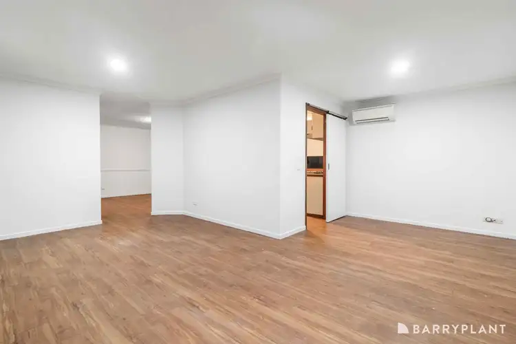 Second view of Homely house listing, 5 Centenary Court, Kings Park VIC 3021