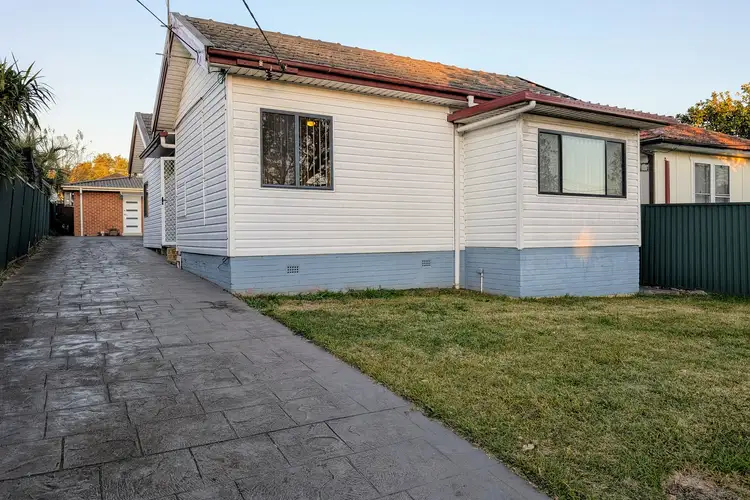 31 Lambeth Street, Panania NSW 2213