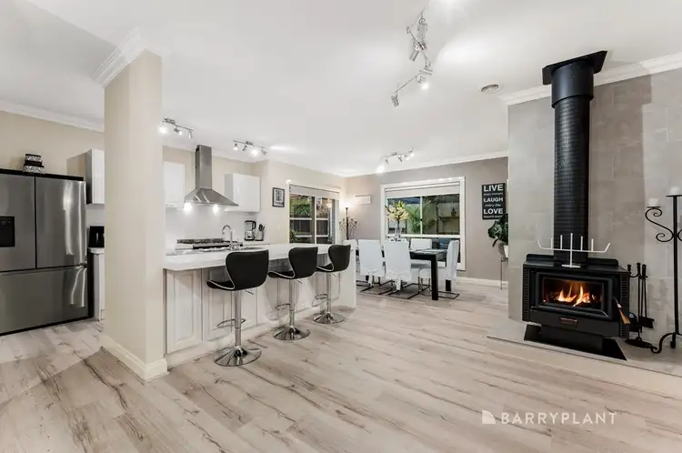Fifth view of Homely house listing, 32 Cambridge Drive, Berwick VIC 3806
