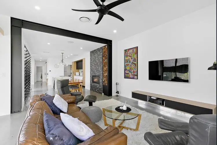 Sixth view of Homely house listing, 28 Pine Street, Wynnum QLD 4178