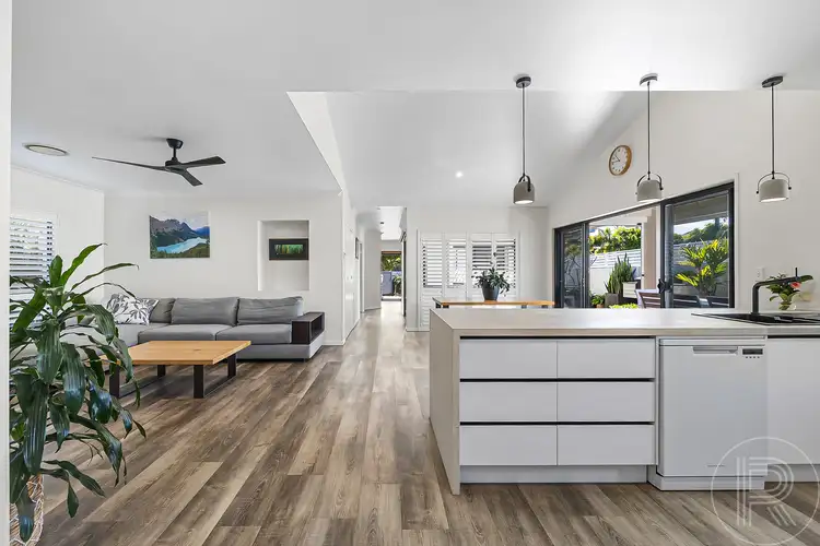 6 Melos Place, Parrearra QLD 4575