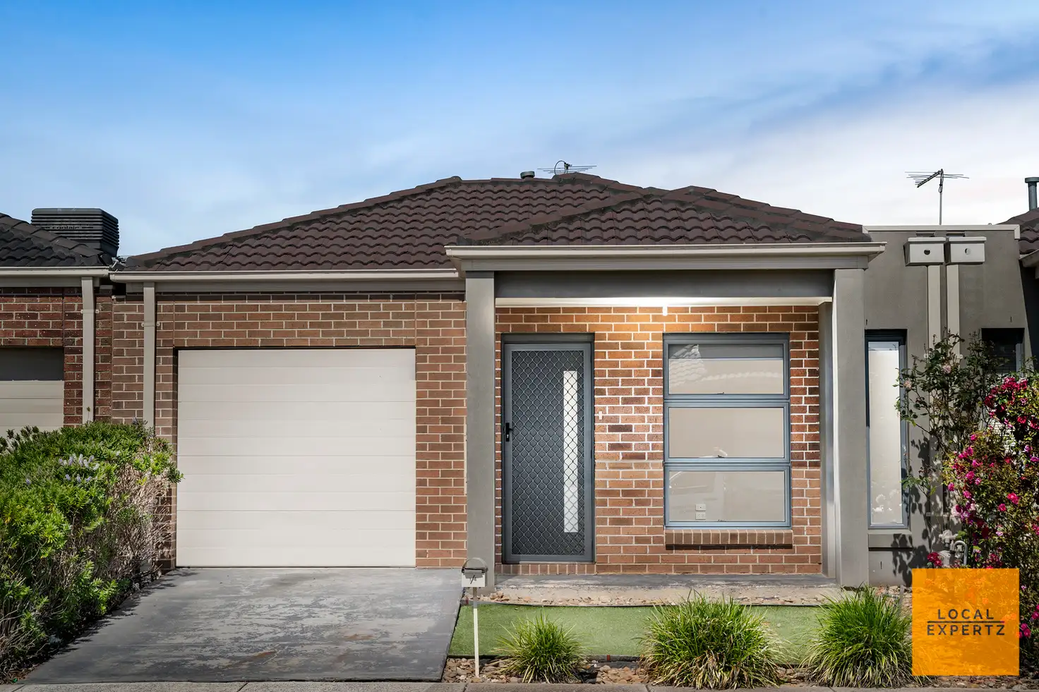 Main view of Homely unit listing, 1/4 Starflower Way, Truganina VIC 3029