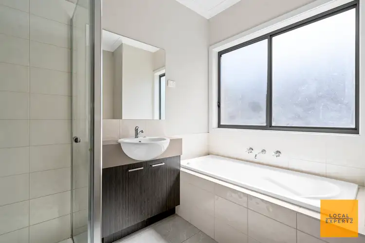 Sixth view of Homely unit listing, 1/4 Starflower Way, Truganina VIC 3029