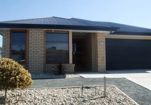 Main view of Homely house listing, 10 Fortescue Street, Wodonga VIC 3690