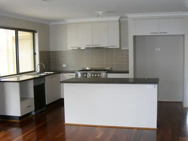 Fourth view of Homely house listing, 10 Fortescue Street, Wodonga VIC 3690