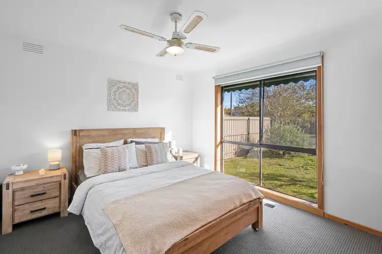 Fifth view of Homely house listing, 2 Ozone Crescent, Bell Park VIC 3215