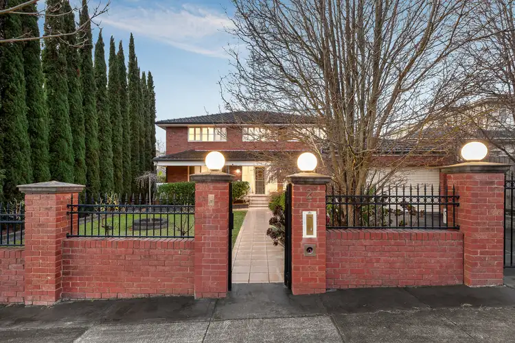 2 Reddan Court, Doncaster VIC 3108
