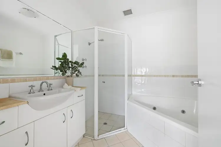 Sixth view of Homely apartment listing, 9/11-17 Quirk Road, Manly Vale NSW 2093