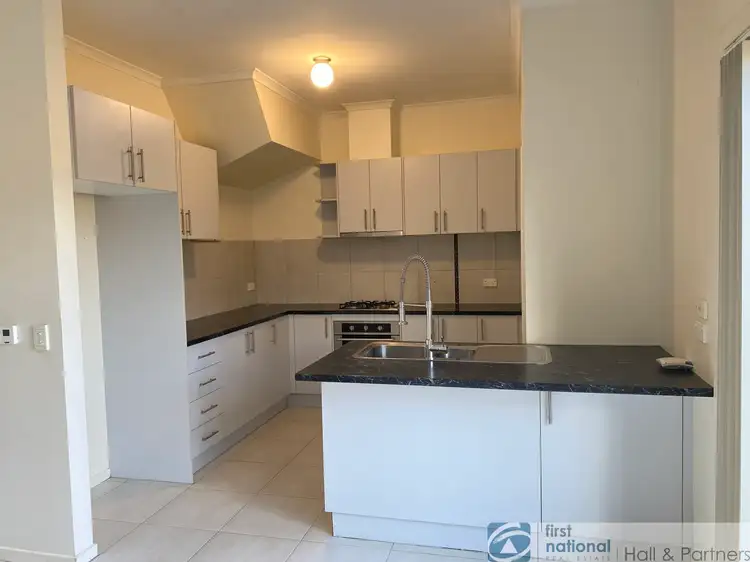 2/1 Davidson Street, Springvale VIC 3171