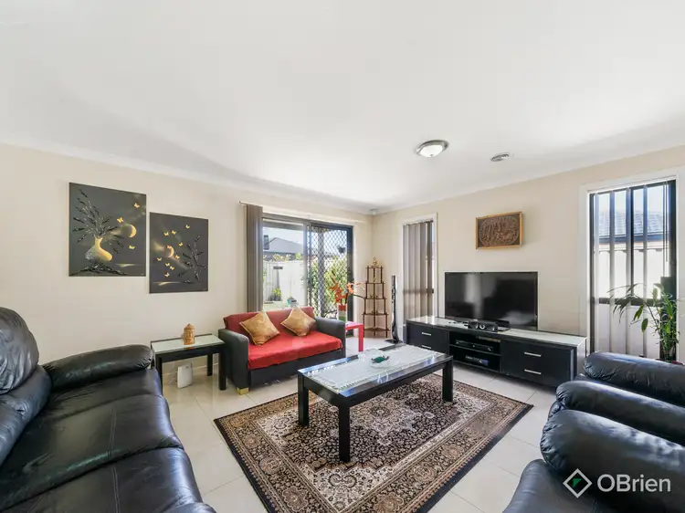 Fifth view of Homely house listing, 4 Rosella Avenue, Pakenham VIC 3810