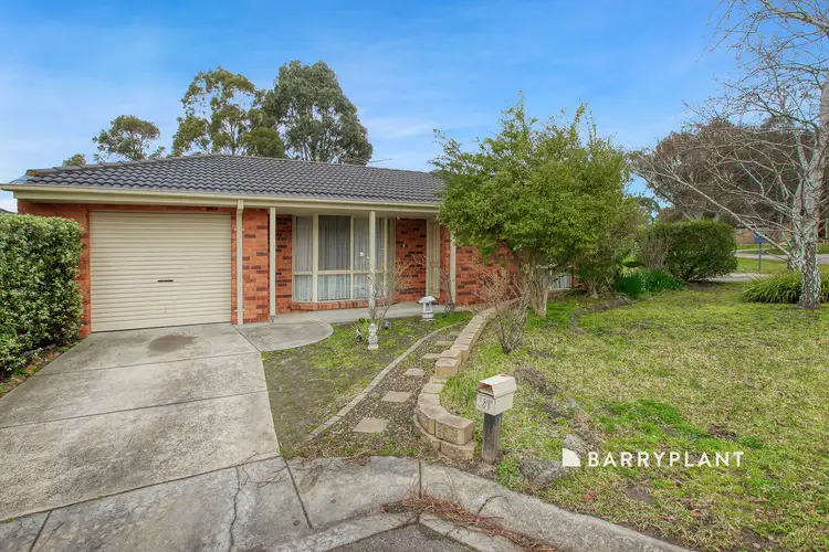 7 Gus Court, Pakenham VIC 3810