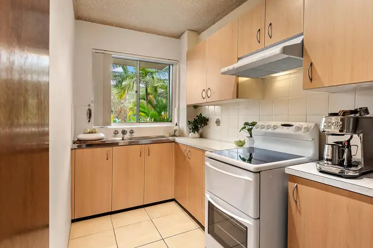 Third view of Homely apartment listing, 2/29 Gladstone Street, Newport NSW 2106