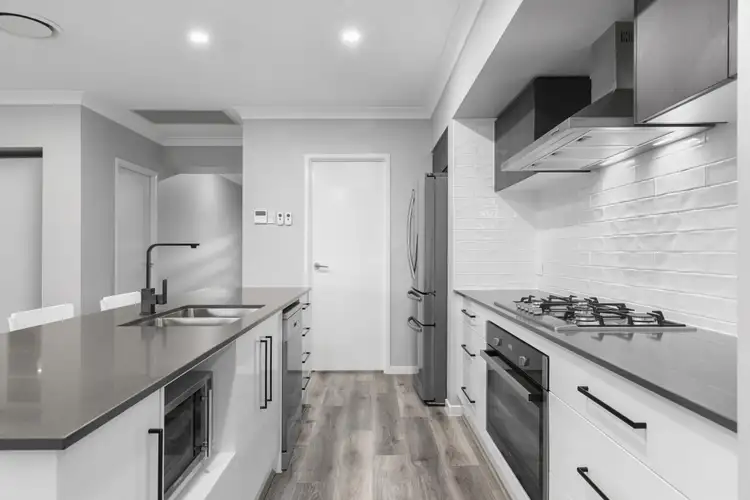Third view of Homely house listing, 33 Birmingham Circuit, Bellbird NSW 2325