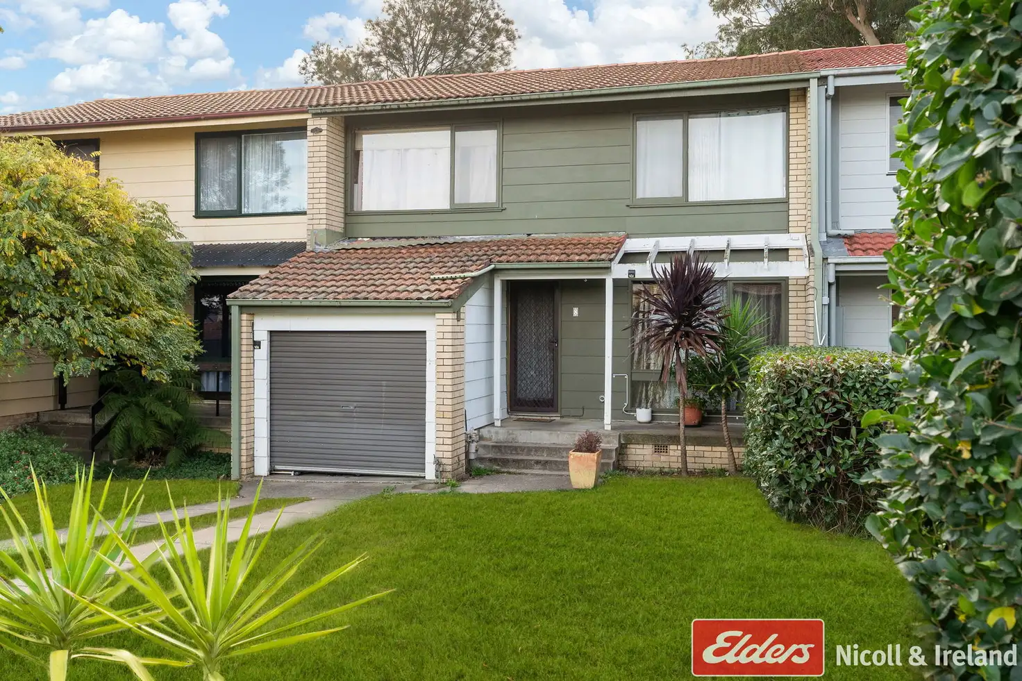 Main view of Homely townhouse listing, 8 Rivett Place, Kelso NSW 2795