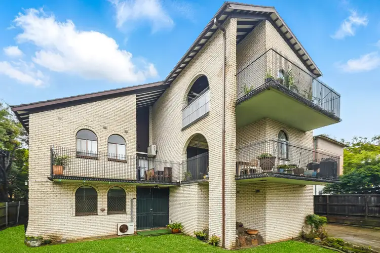 1/32a Albert Street, North Parramatta NSW 2151
