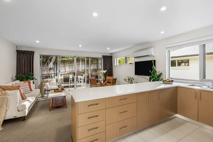 Sixth view of Homely house listing, 2/12 Woodlyn Court, South Hobart TAS 7004