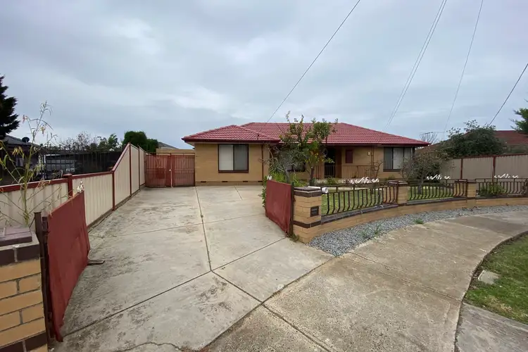 Main view of Homely house listing, 6 Benbury Close, St Albans VIC 3021