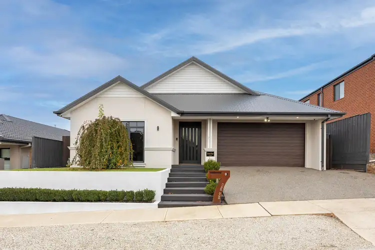 7 Sheaf Street, Sunbury VIC 3429