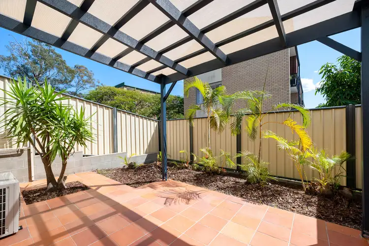 Fifth view of Homely townhouse listing, 4/9 Carlton Street, Highgate Hill QLD 4101