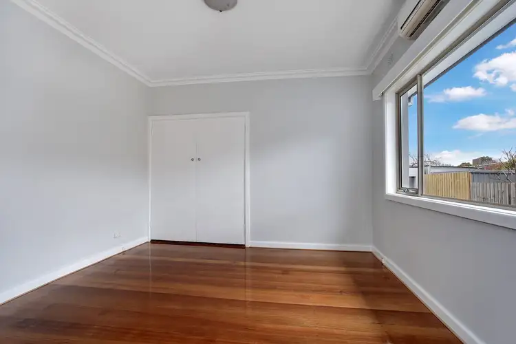 Fourth view of Homely unit listing, 1/5 Madeleine Road, Clayton VIC 3168