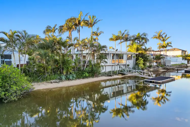 14 Ensenada Court, Broadbeach Waters QLD 4218