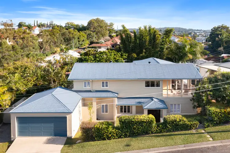 9 Newbolt Street, Holland Park QLD 4121