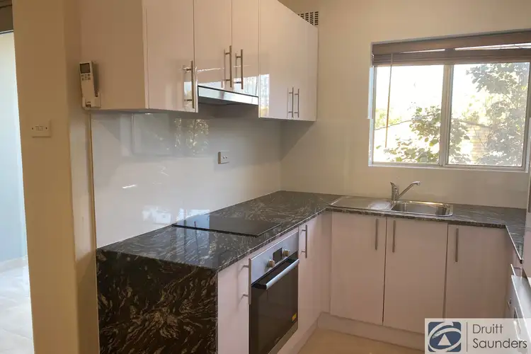 8/84 Stanley Street, Scarborough WA 6019