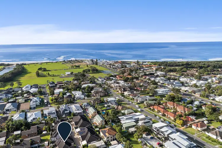 Second view of Homely villa listing, 5/145 Pioneer Road, Towradgi NSW 2518