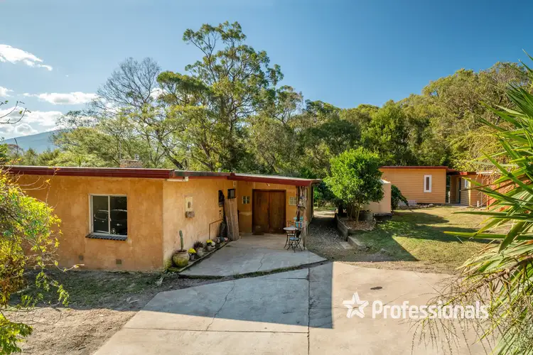 5 Riverview Parade, Launching Place VIC 3139
