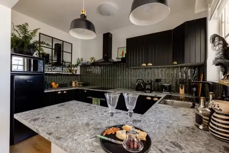 2/46 Ormond Esplanade, Elwood VIC 3184