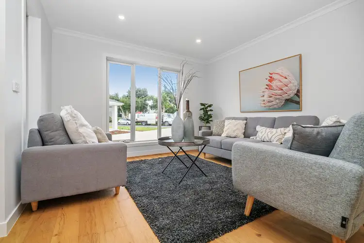 Fourth view of Homely unit listing, 10 Eileen Close, Croydon VIC 3136