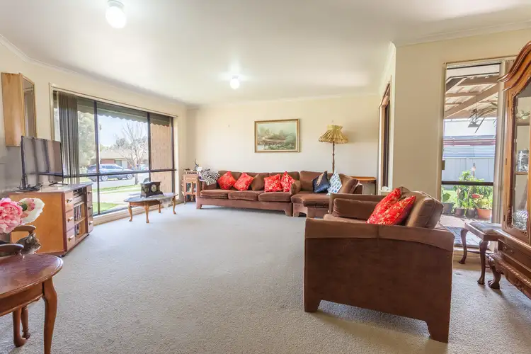 Second view of Homely house listing, 15 Aberdeen Drive, Wodonga VIC 3690