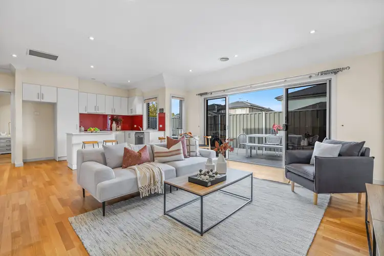 Third view of Homely villa listing, 3/51 Roland Avenue, Strathmore VIC 3041