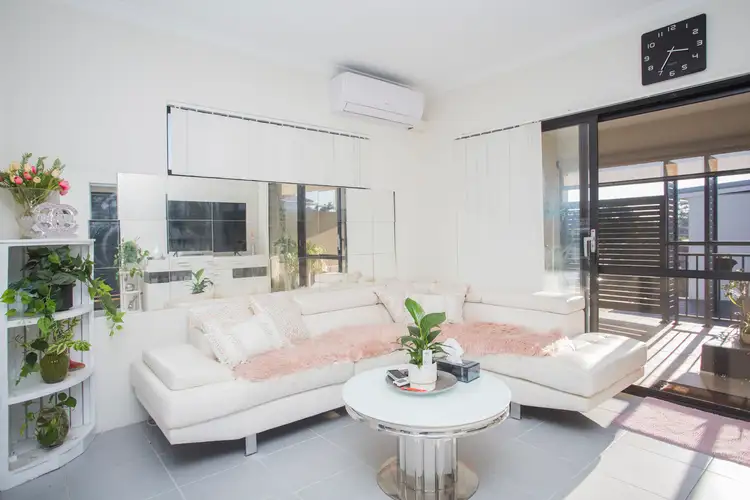 Fifth view of Homely apartment listing, 7/4 Kennerly Street, Cloverdale WA 6105