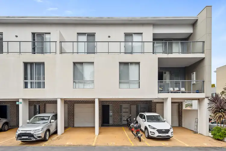 Main view of Homely townhouse listing, 5/8F Myrtle Street, Prospect NSW 2148