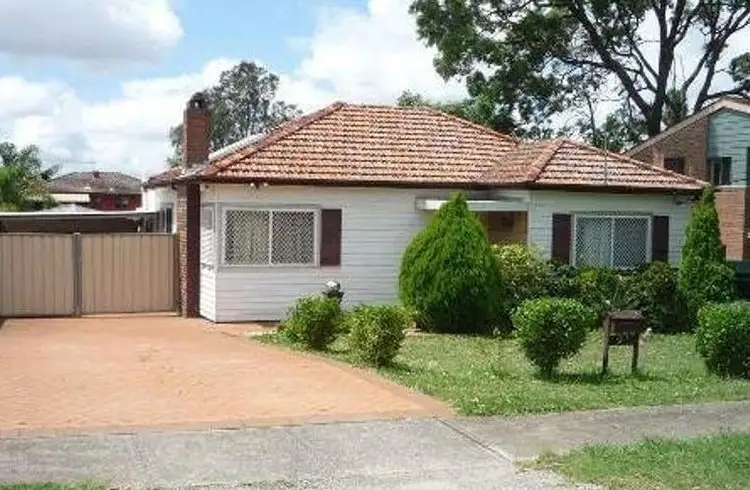 93 Pandora Street