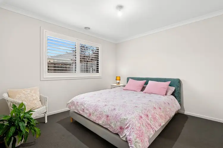 Fifth view of Homely house listing, 39 Diplomat Crescent, Cranbourne South VIC 3977
