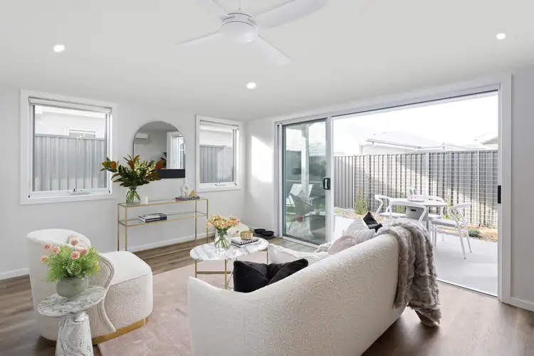 Grampians/49 Lithgow Street, Beveridge VIC 3753