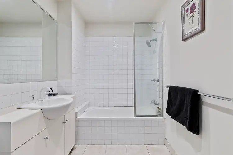 Fifth view of Homely apartment listing, 10/39 Wellington Street, St Kilda VIC 3182