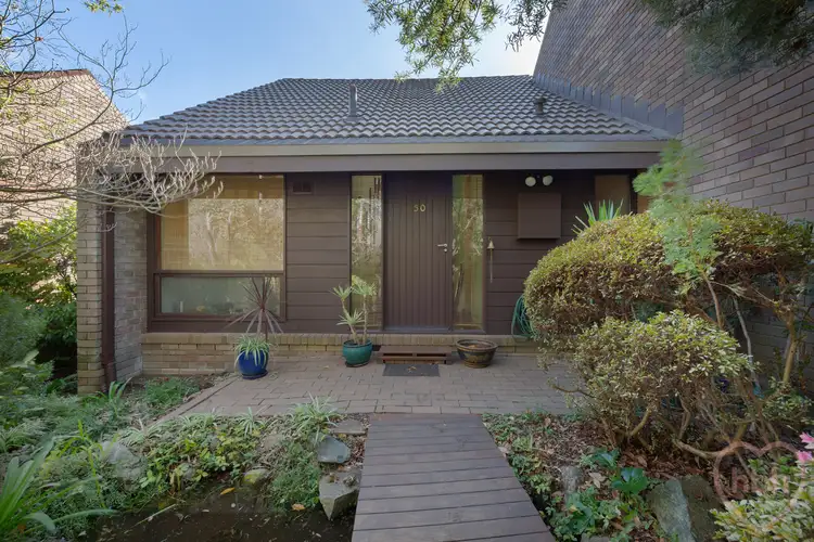 50 Wybalena Grove, Cook ACT 2614