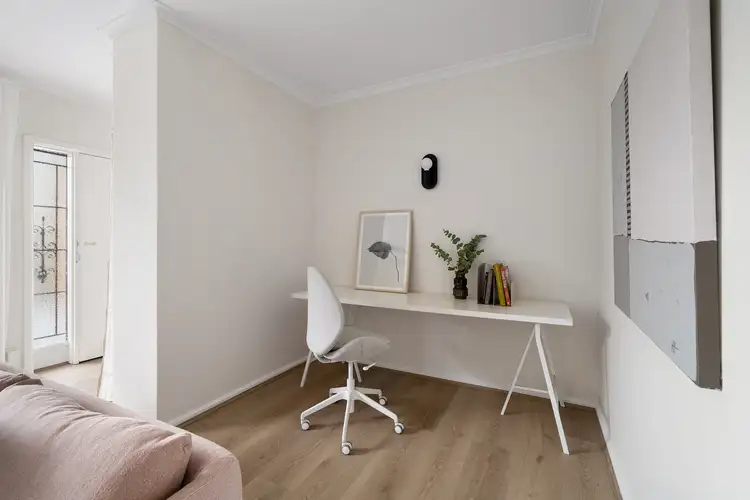 Second view of Homely apartment listing, 5/16 Lawes Street, Hawthorn VIC 3122