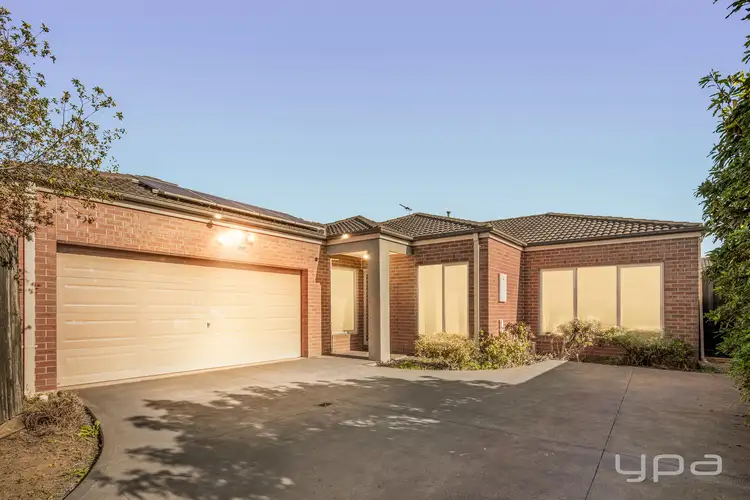 Main view of Homely unit listing, 2/17 Seine Close, Werribee VIC 3030