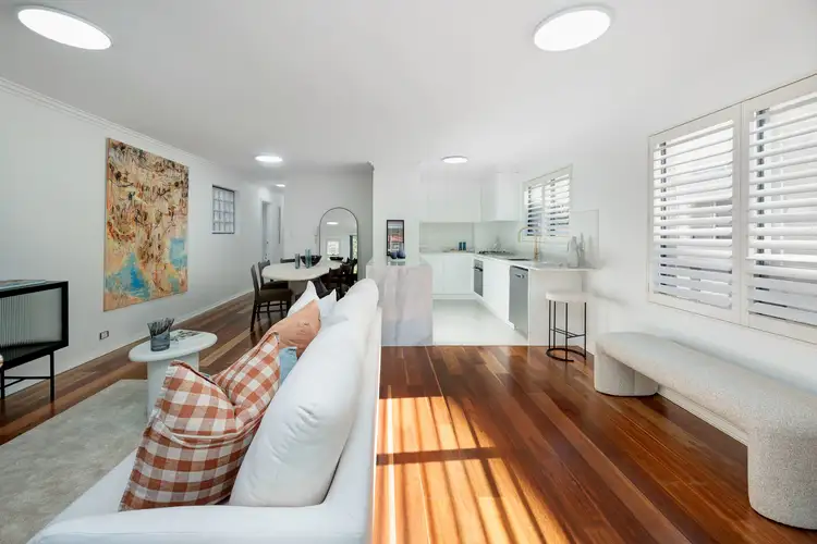Third view of Homely apartment listing, 2/27 Waratah Street, Rushcutters Bay NSW 2011